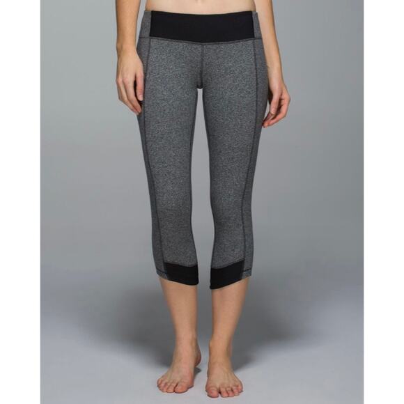 Lululemon Motivate Crop Heathered Speckled Black - Picture 1 of 8